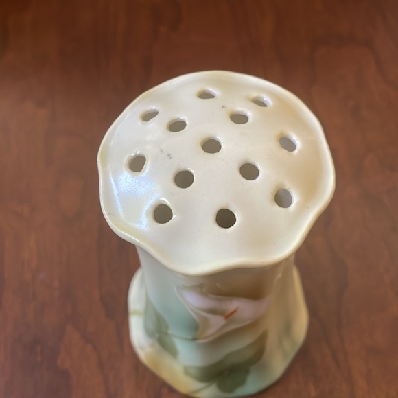 VTG Art Nouveau porcelain RS Germany hat pin holder vanity accessory Calla Lily - Picture 2 of 8